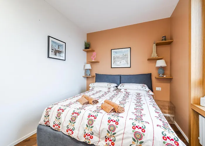 The Visionary Home - Navigli Area