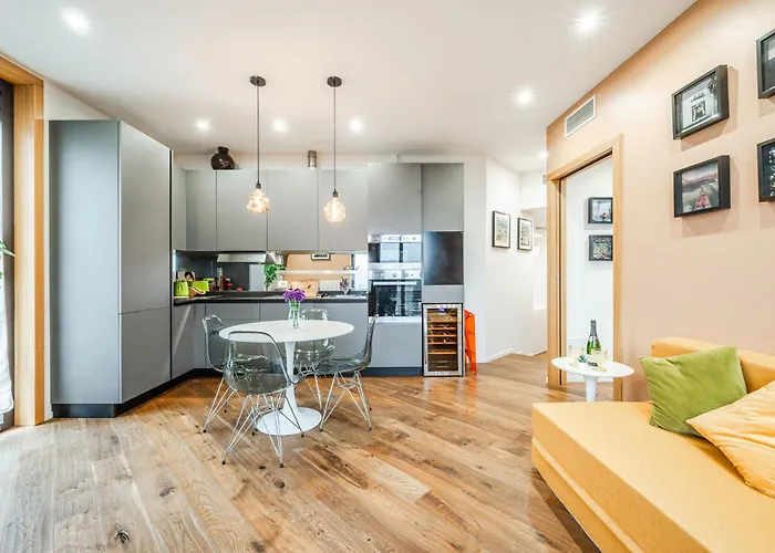 The Visionary Home - Navigli Area